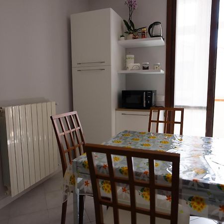 Casa Le Corti Lägenhet Livorno Exteriör bild